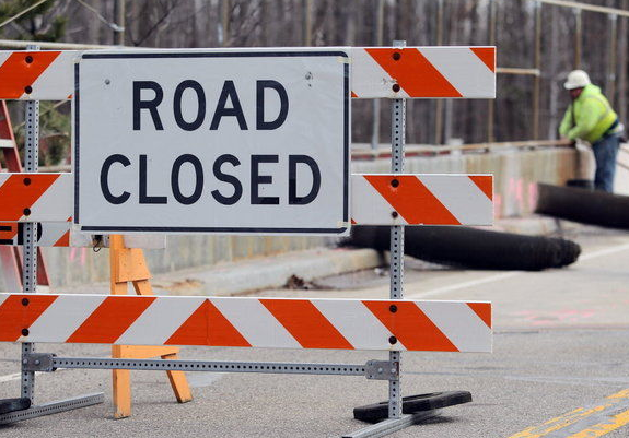 Road Closed sign