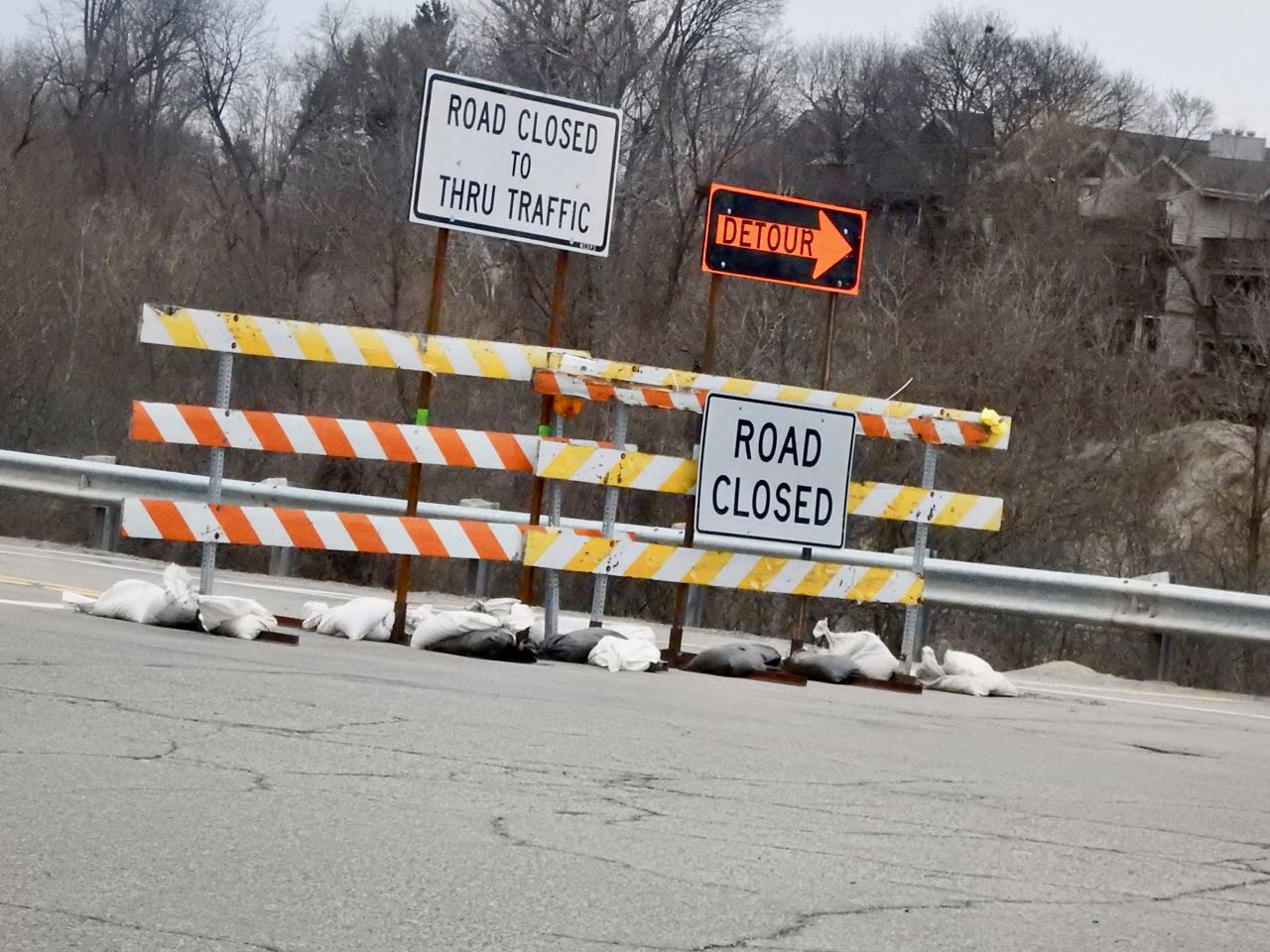 County closes 3 ‘unsafe’ bridges on Hines Drive Plymouth Voice